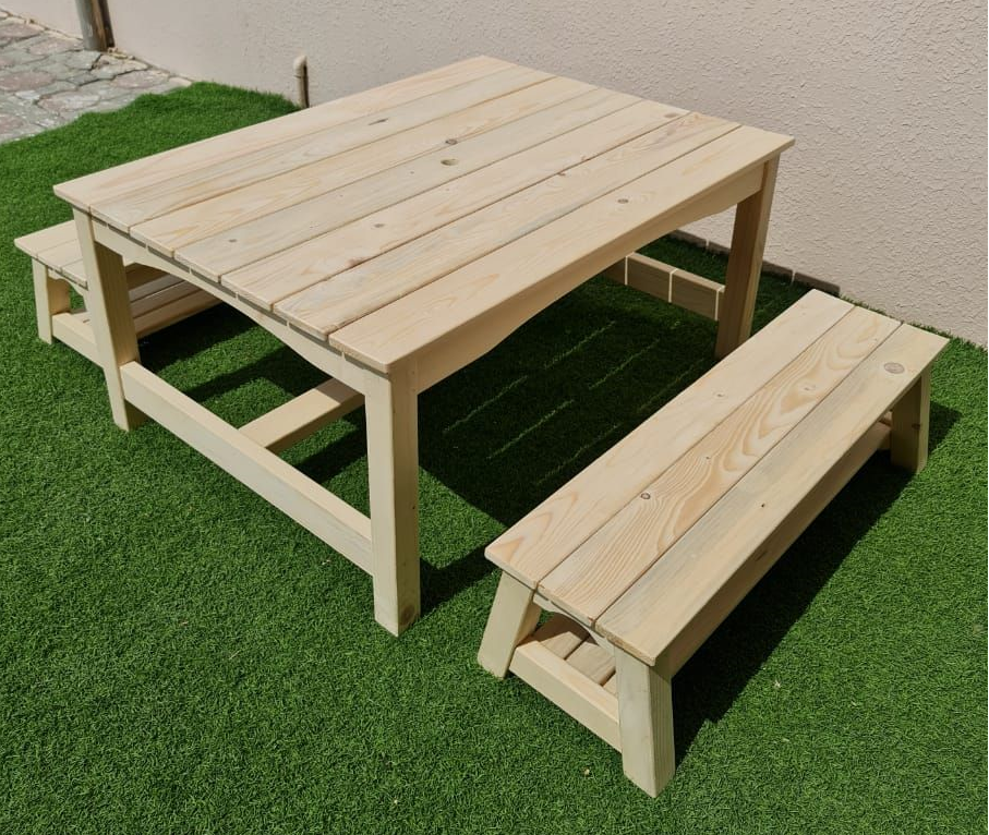 Kids outdoor picnic table and 2 benches Mud Kitchens Carpentry