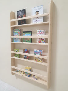 Wall mounted bookshelf