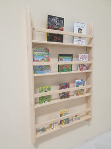 Wall mounted bookshelf