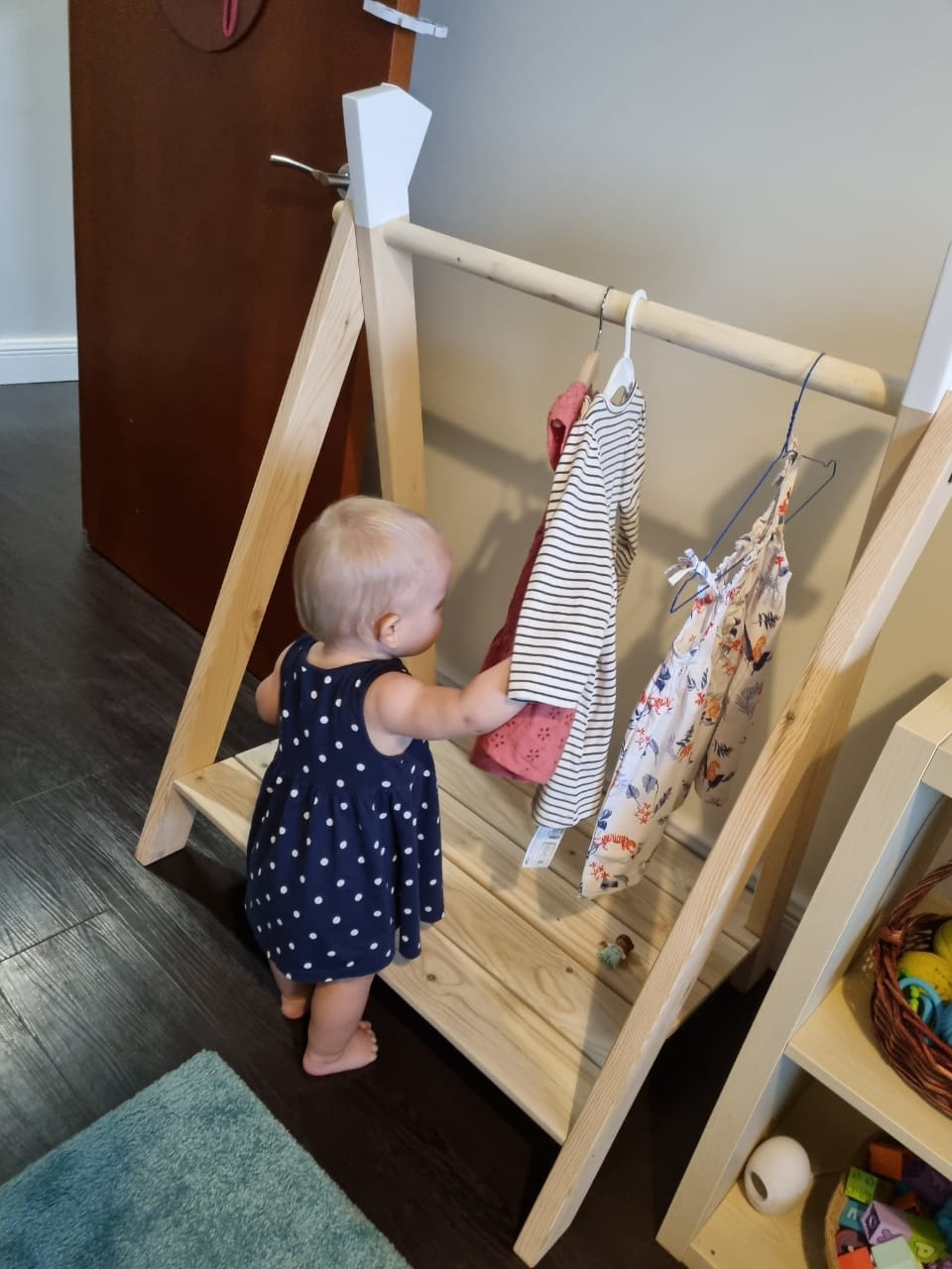 Children s Teepee Clothes or Dress Up Rack Mud Kitchens Carpentry